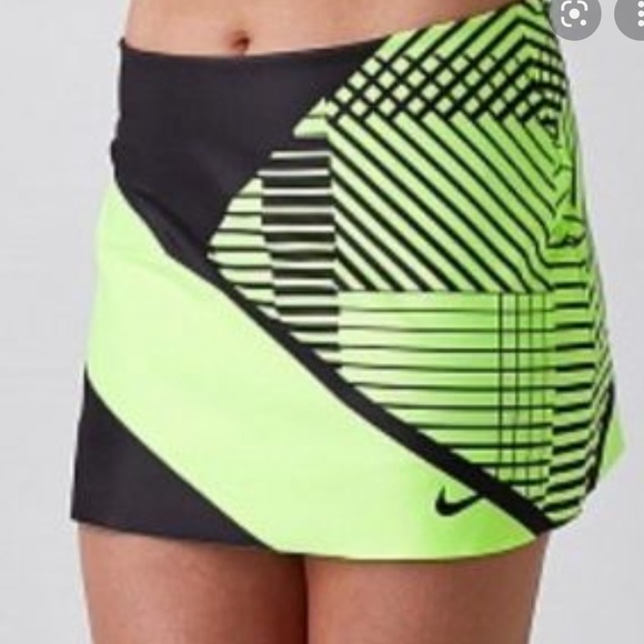 Nike Dresses & Skirts - Nike Women's Power Spin
Tennis Skirt sz S